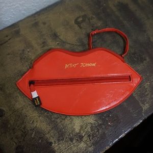 Betsy Johnson, red small clutch shape of lips